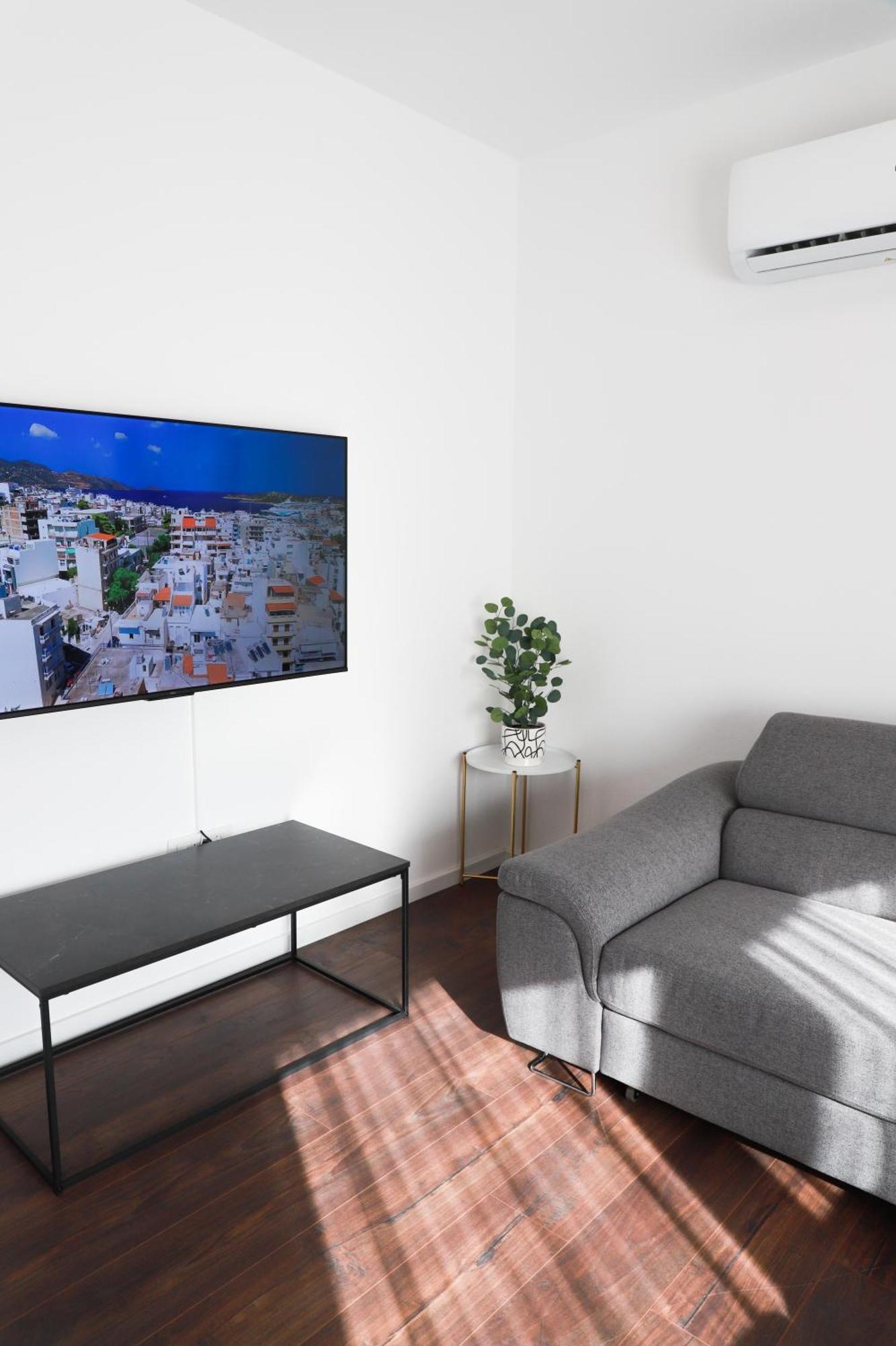 Holiday Apartments Ivano & Leo - Private Parking 扎达尔 外观 照片