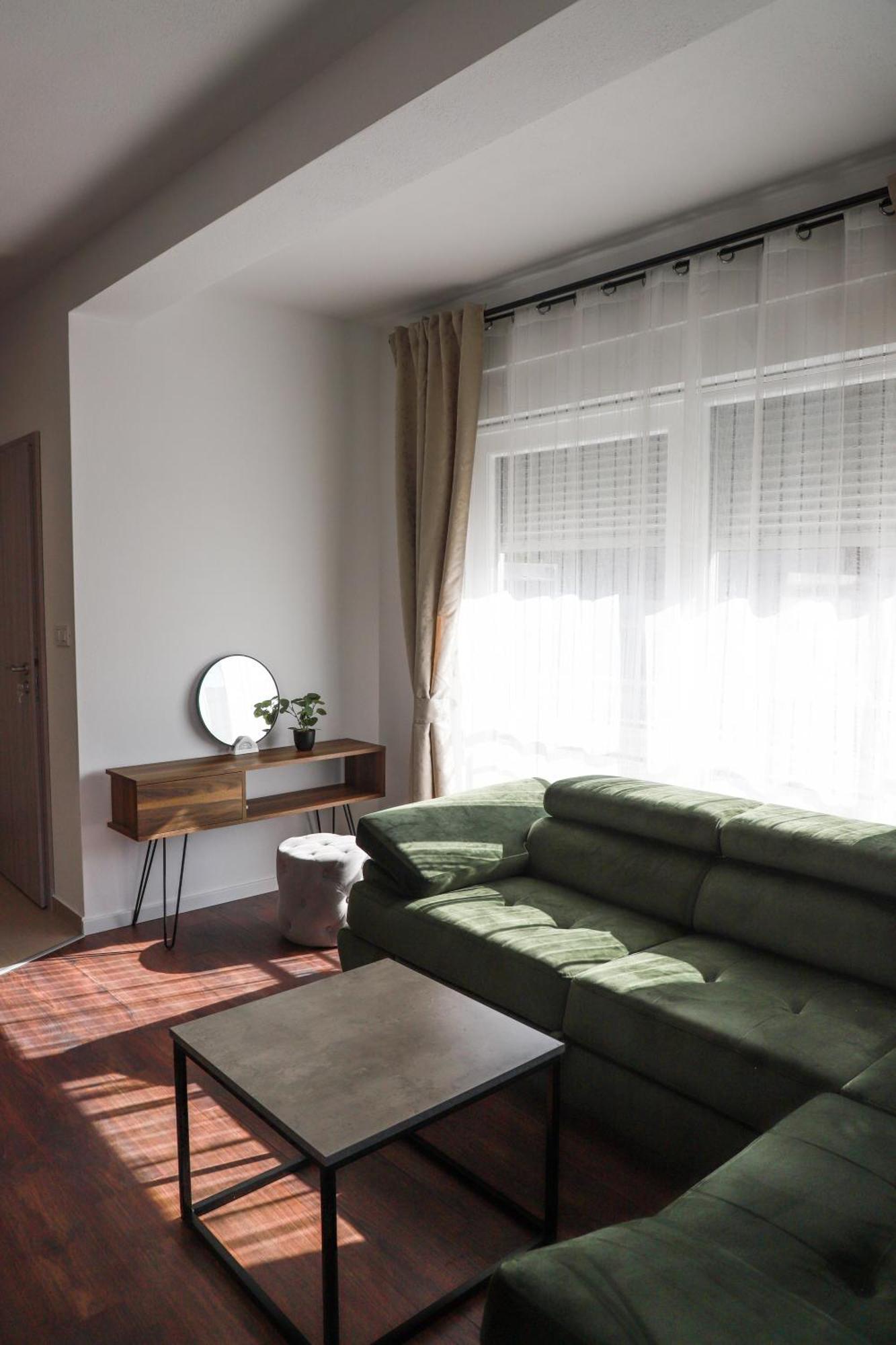 Holiday Apartments Ivano & Leo - Private Parking 扎达尔 外观 照片